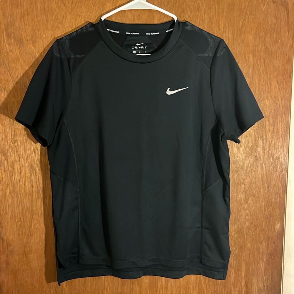 Black womens Nike T-shirt size Large